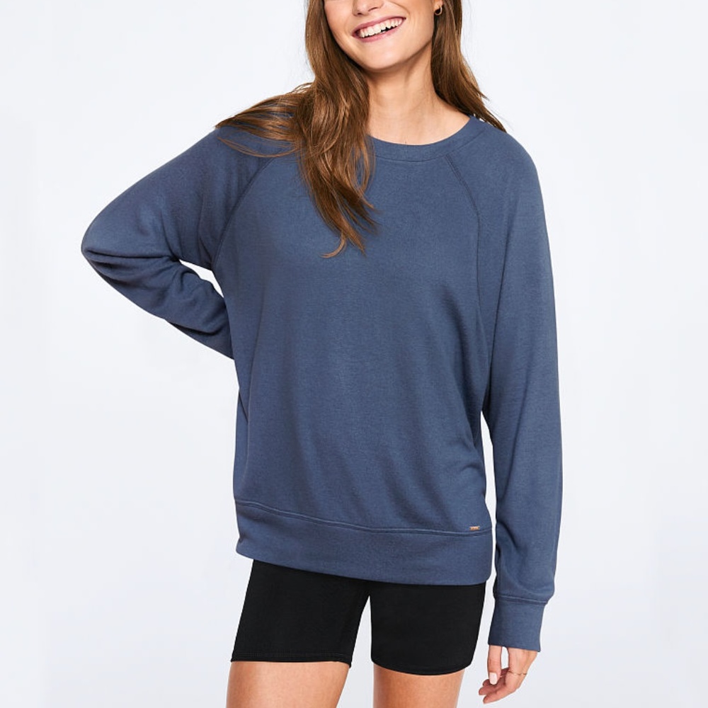 VS PINK Cozy Crew Blue Medium NIP